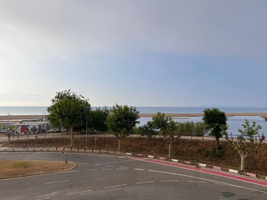 3Apartamento De Tres Habitaciones Empuriabrava Luaran gambar