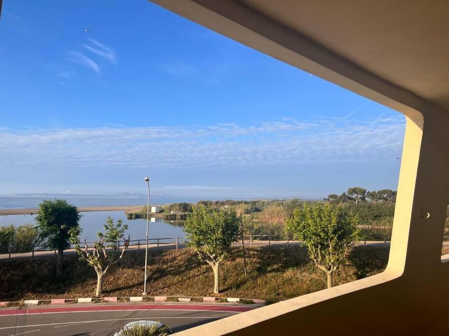 3Apartamento De Tres Habitaciones Empuriabrava Luaran gambar